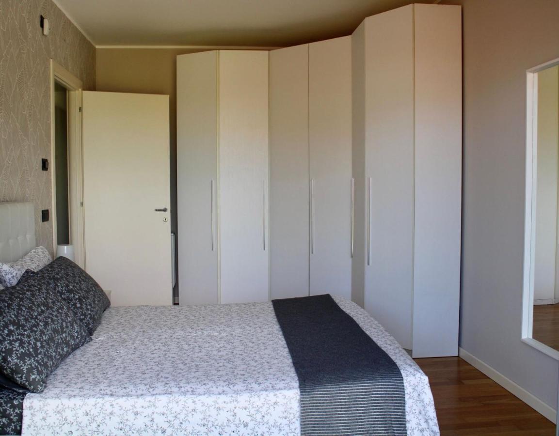 Вилла Rho Fiera Milano - Popy House Перо Экстерьер фото